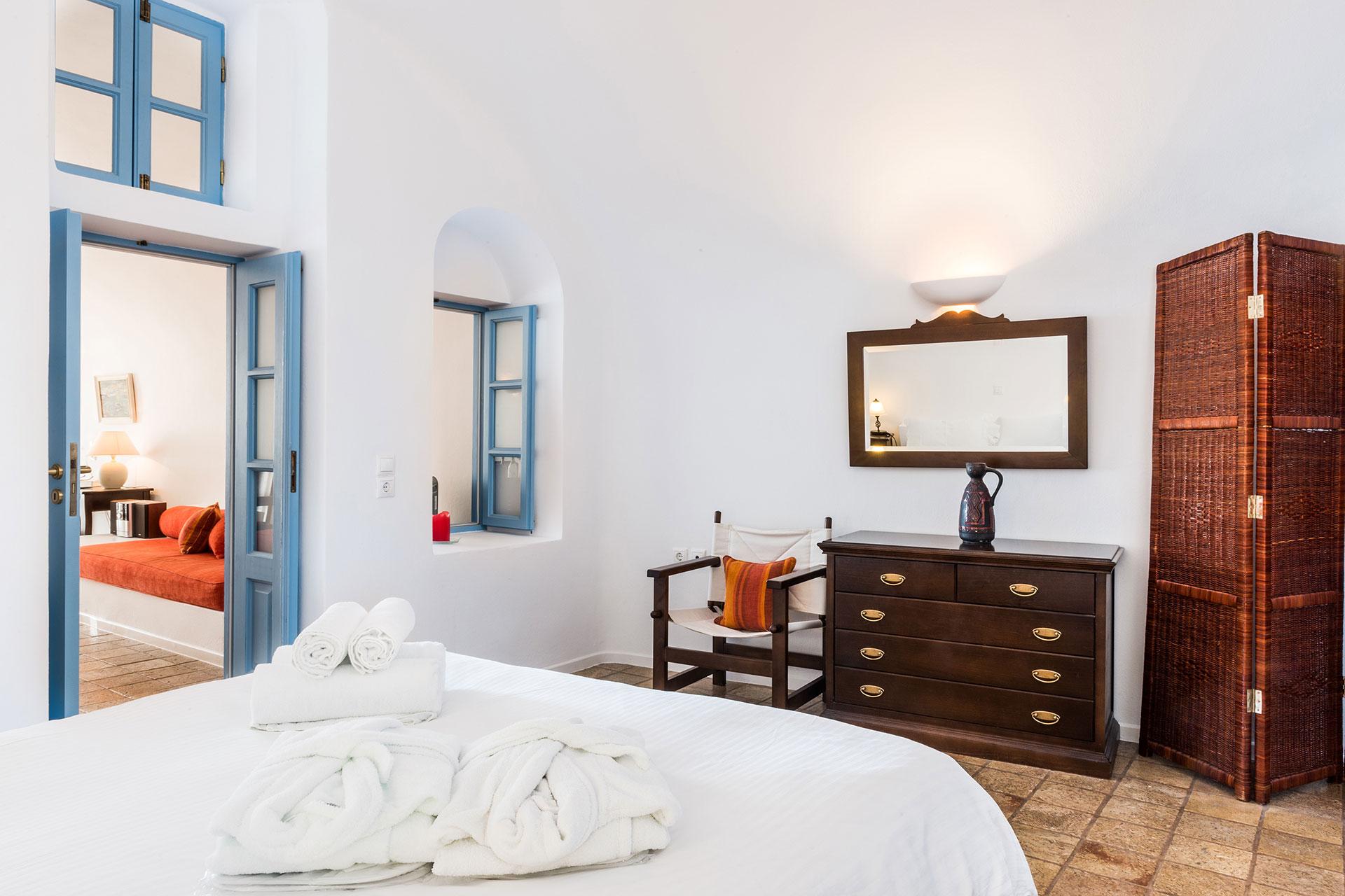 Pantelia Suites Fira  Exterior photo